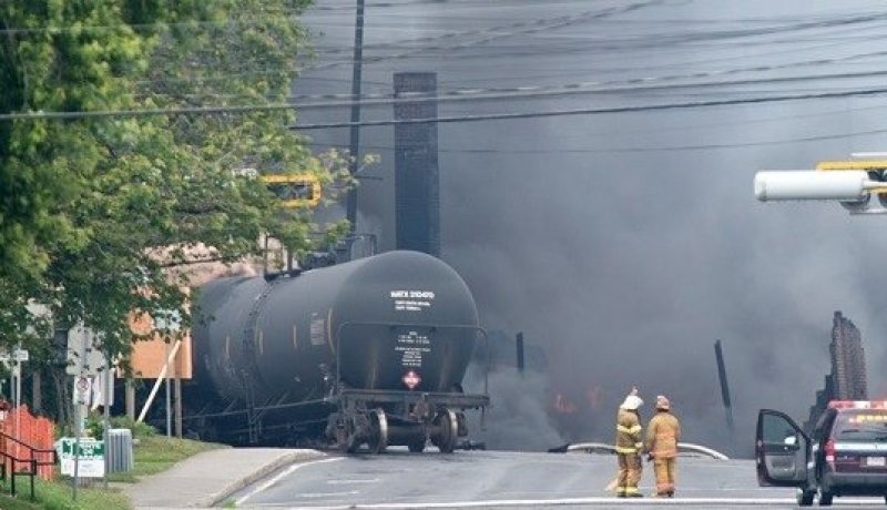 مقتل 4 أشخاص إثر انفجار قطار ببلغاريا