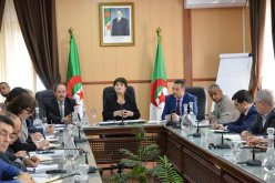 بن غبريت تُقيّم وضع المؤسسات التربوية في ظل الإضطرابات التي تشهدها البلاد