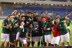 لاعبو “الإتفاق” يتضامنون مع “مبولحي”