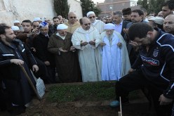 غياب الوزراء عـن جنازة العلماء