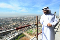 وسيم يوسف يدعو لمن تسبب في تشييد المسجد الأعظم