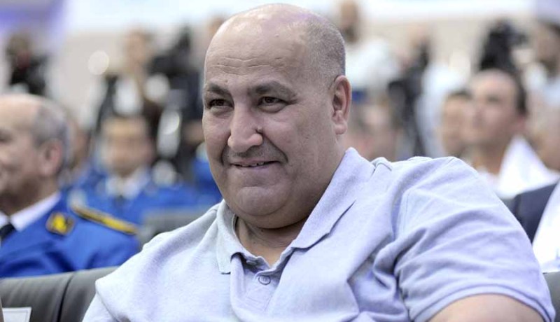 حمّار يتفق مع الغابونيين أوبامبو وأنغوالاما والتوقيع اليوم