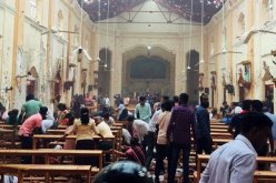 بالصور..180 قتيل على الأقل في إعتداءات إستهدفت كنائس وفنادق بسيريلانكا