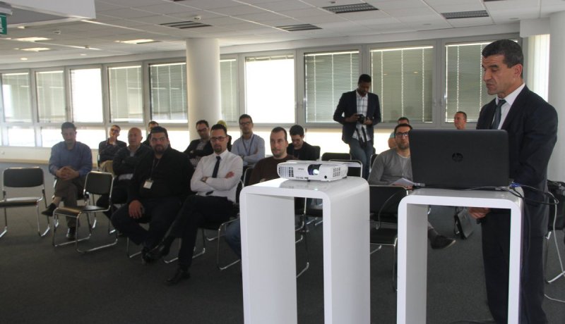 بالصور..مركز الوقاية والأمن عبر الطرق ينظم يوم تحسيسي