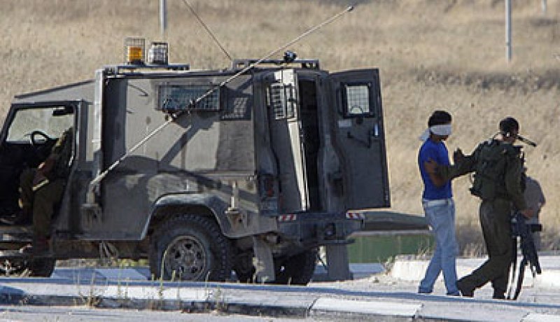 قوات الاحتلال الإسرائيلى تعتقل 5 فلسطينيين فى القدس