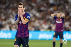 فالنسيا تطيح ببرشلونة وتتوّج بكأس ملك إسبانيا