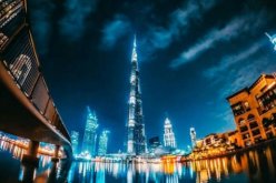 بالصور..برج خليفة يكتسي بالعلم البريطاني تضامنا مع ضحايا اعتداء مانشستر الإرهابي