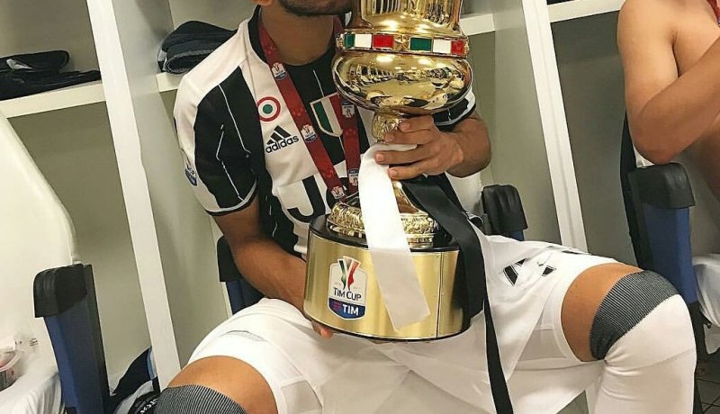 الفرانكو جزائري مهدي ليرس يتوج مع جوفنتوس بكأس إيطاليا