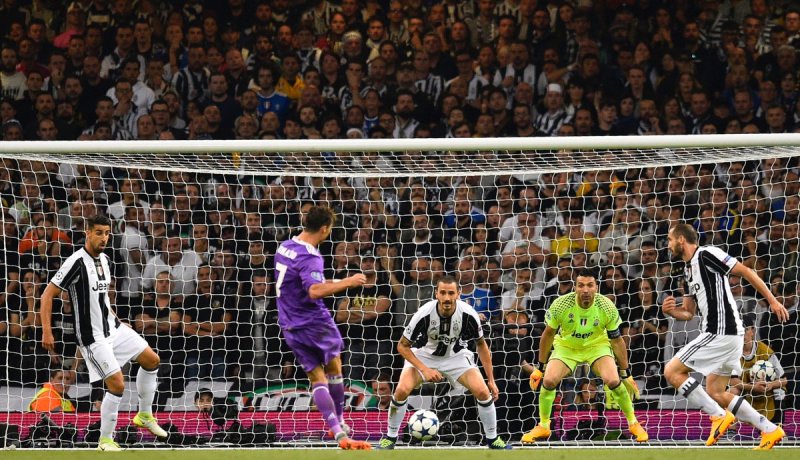 بوفون: “ريال مدريد أفضل فريق في العالم” !