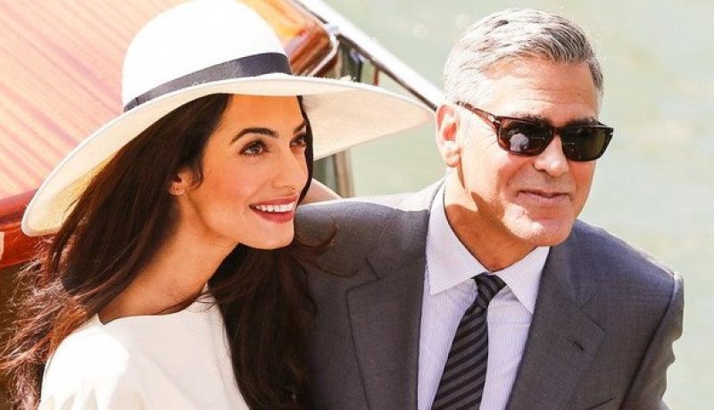 أمل كلوني تضع توأمها وتطلب المساعدة في تحضير هذه الوصفة !!