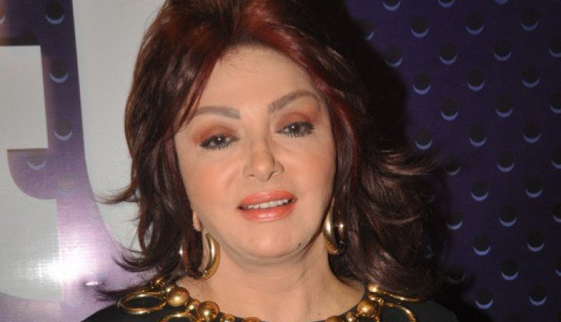 هذه حقيقة زواج نبيلة عبيد من شاب يصغرها بـ 30 سنة!