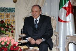 الرئيس بوتفليقة يستقبل كاتب الدولة الأمريكي