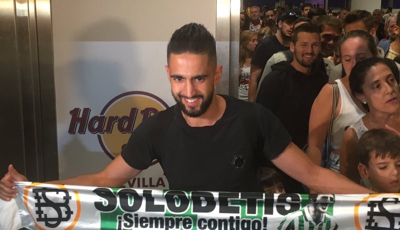 تعقيدات إدارية تؤخّر الإمضاء الرسمي لبودبوز مع ريال بتيس