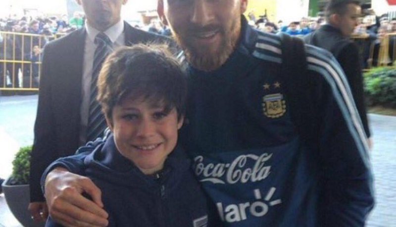 بالفيديو- ميسي يُحقق حلم “طفل” في الأوروغواي