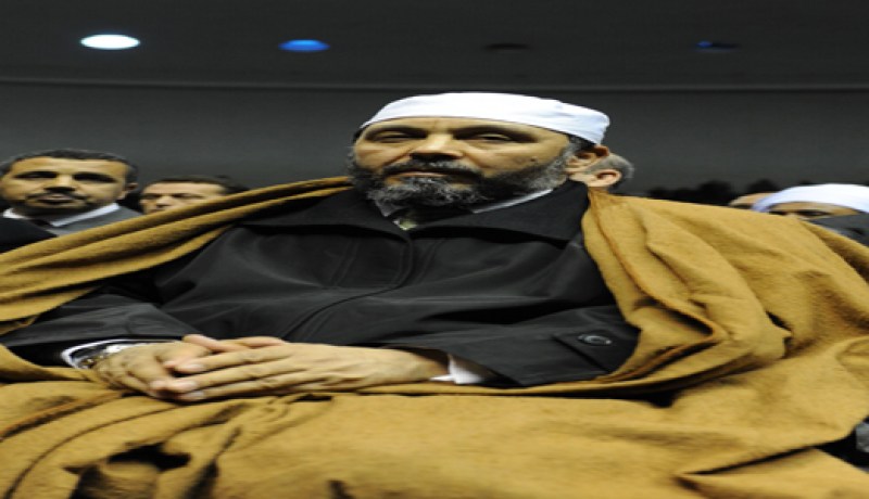 جاب الله يعاني أزمة إطارات..