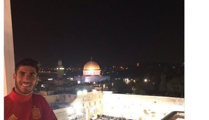 أسينسيو يستفز العرب والمسلمين !