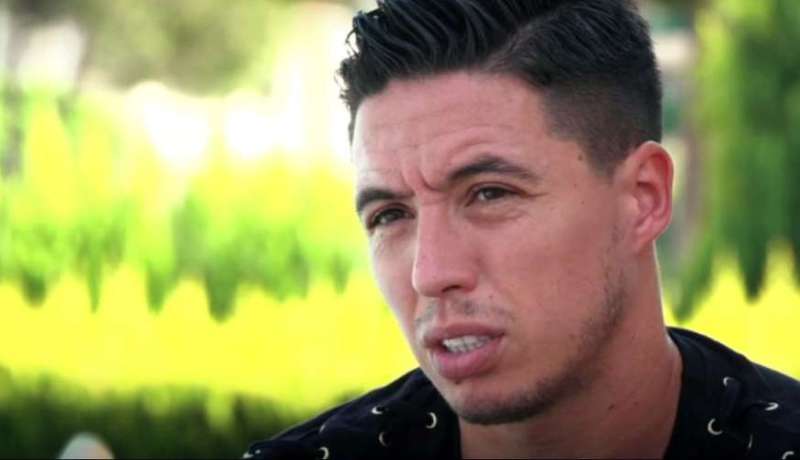 ناصري: “الجزائر صحراء غوبي وفخور بحمل قميص فرنسا”!