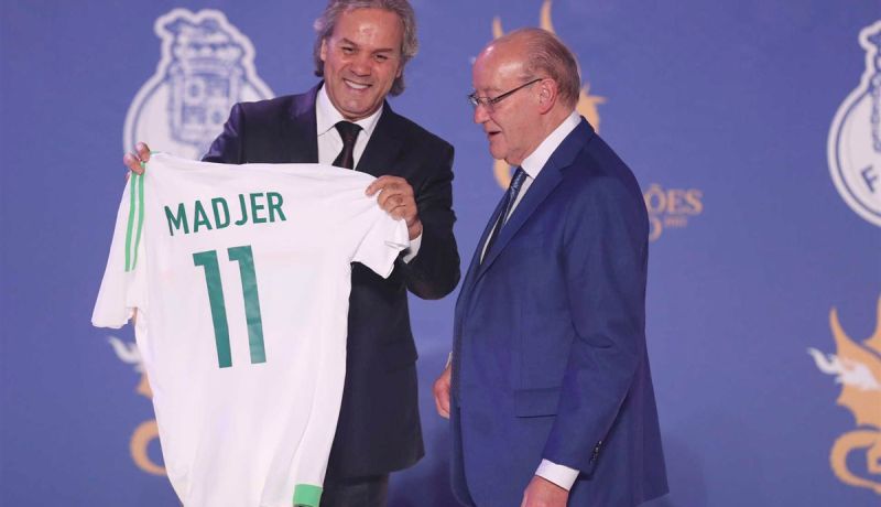 رئيس نادي بورتو: ” براهيمي ورث السحر الكروي عن ماجر”