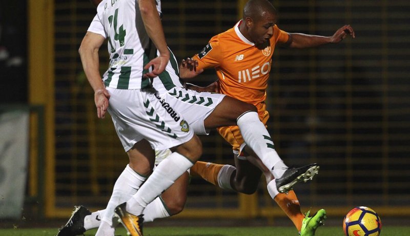 براهيمي أساسي.. وبورتو يستعرض عضلاته بخماسية