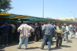 شباب من بلدية وادي العلندة يغلقون محطة إنتاج الطاقة الكهربائية في الوادي