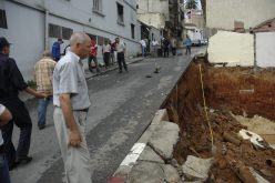 الخوف من «لعقوبة» تدفع الجزائريين لصرف 228 مليـــار تأمينـــا علـــى حياتهـــم