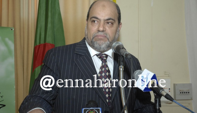 أبوجرة سلطاني يدعو الحكومة إلى استحداث معهد عالي لتكوين السياسيين الجزائريين