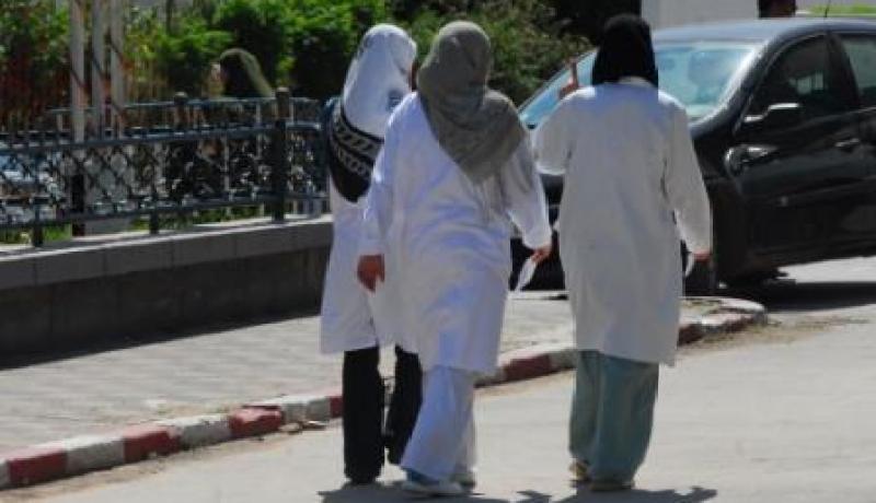 70 من المائة زيادات في أجور الأطباء العامين