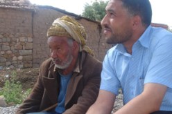 أربعة أخوة عجزة مكفوفين، بطالين، عزاب، ينتظرون منحة و مسكنا يحفظ إنسانيتهم