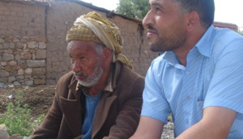أربعة أخوة عجزة مكفوفين، بطالين، عزاب، ينتظرون منحة و مسكنا يحفظ إنسانيتهم
