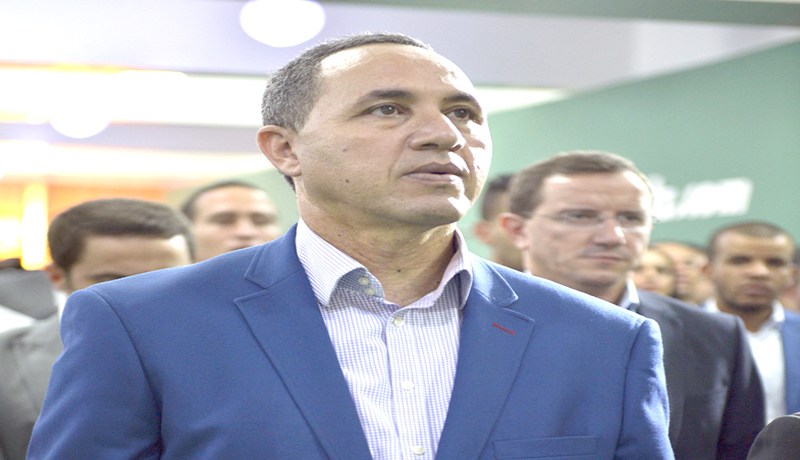 ميهوبي يتخلّى عن صفة الوزير
