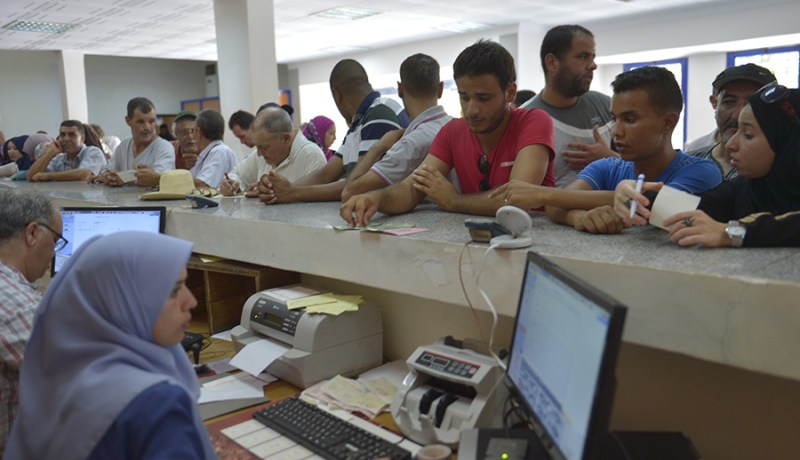 أزمة سيولة في مكاتب البريد بسبب أصحاب الشكارة