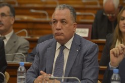 خـــــاوة لا يمثّــل الحكـومـة