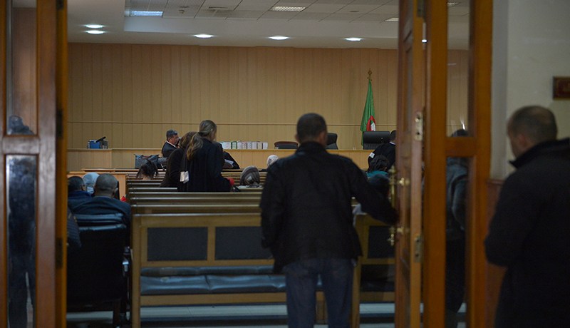 عامان حبسا لخبير تفكيك المتفجرات تقلد 18 منصبا ساميا بشهادات جامعية مزورة