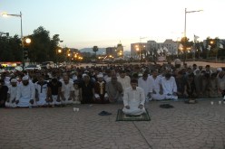 إفطــار جمــاعي في ساحـــة الزيتونــة للـرد على «وكّالين رمضان» في تيزي وزو