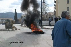 سكان وادي بوغقال في أنسيغة يغلقون الطريق للمطالبة بالسكن في خنشلة