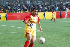 بن زكري في عين الإعصار وتومي يترقب استقالته رغم تجديد الثقة فيه