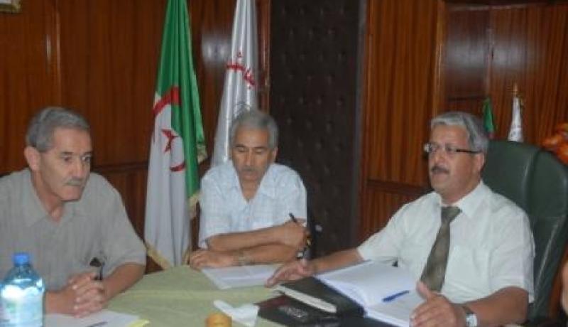 المنظمة الوطنية لأبناء الشهداء تطالب بتفعيل قانون المجاهد والشهيد