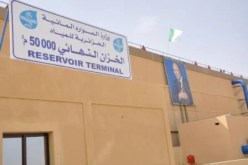 توزيع الماء مجانا على سكان مالي والنيجر المحاذين لحدود الجزائر