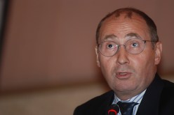 دريونكور يعترف بفضل العربية على الفرنسية  