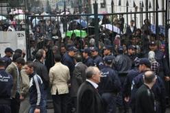 فشل مسيرة “فايس بوك” وانقسامات داخل تنسيقية الطلبة الأحرار