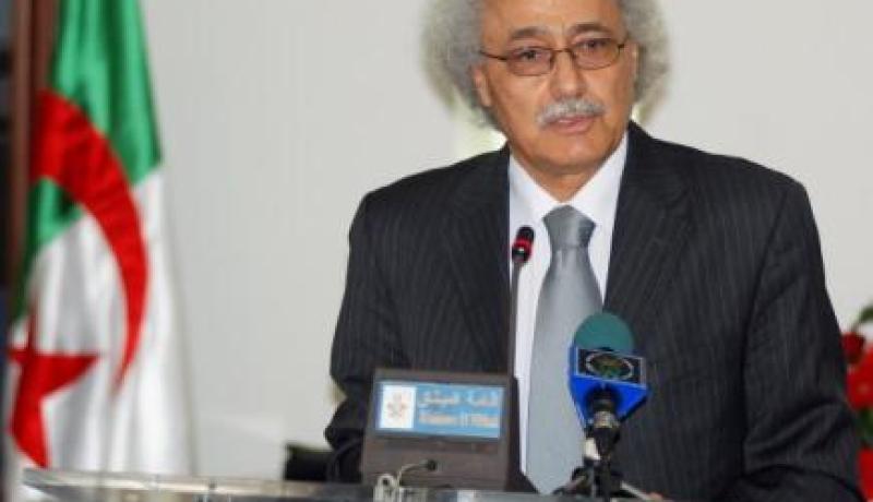 عرض التقرير الخاصين بالوضع الاجتماعي و الاقتصادي للجزائر غدا الخميس