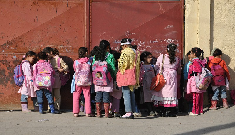 غلق ابتدائية احتجاجا على معلم اتهم بالتحرش والاعتداء الجنسي في حق 14 تلميذة في باتنة