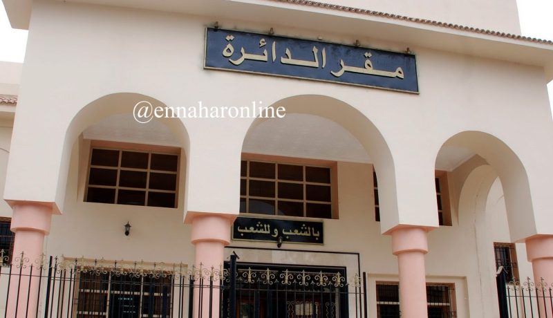 رسائل مواطنين وتحقيقات أمنية تكشف تبديد رئيسة دائرة حجوط للمال العام!