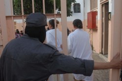 حارسات يعذبن امرأة داخل سجن سكيكدة بأمر من المدير