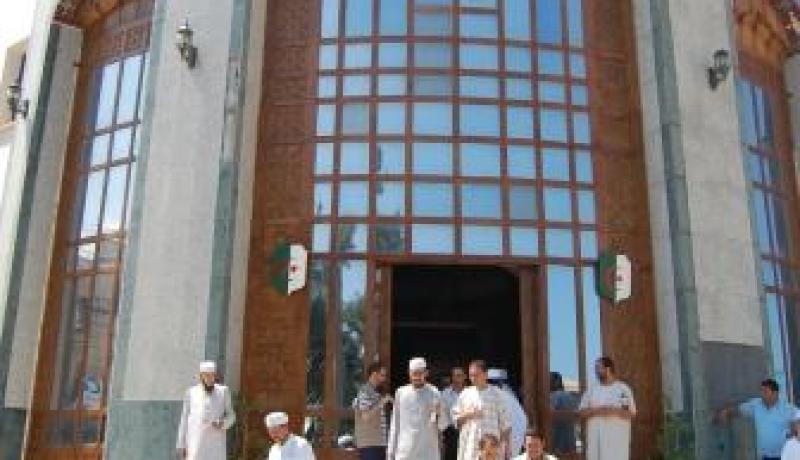 كافة المؤسسات المسجدية ستفتح أبوابها لصلاة التهجد في رمضان