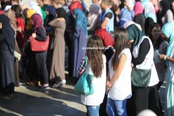 «الماكياج».. «الطالون» و«الشعر المطلوڤ» ممنوع في المدارس !