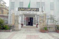 جرحى في صفوف الشرطة عقب محاولة ملثّمين اقتحام مقر الأمن الحضري الثاني بعين فكرون