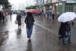 مدارس بدون مدراء …بريد الجزائر بـ4 عمال ووسائل النقل تتوقف عن العمل