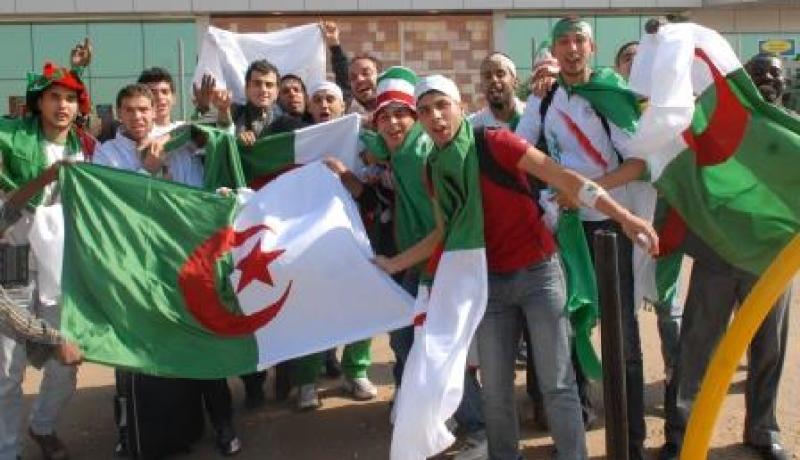 سفير الجزائر بالسودان يؤكد وصول ألف مناصر إلى غاية منتصف نهار أمس