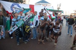 أنصار الخضريصنعون الحدث وان تو ثـري تزلزل في كـاب تـاون